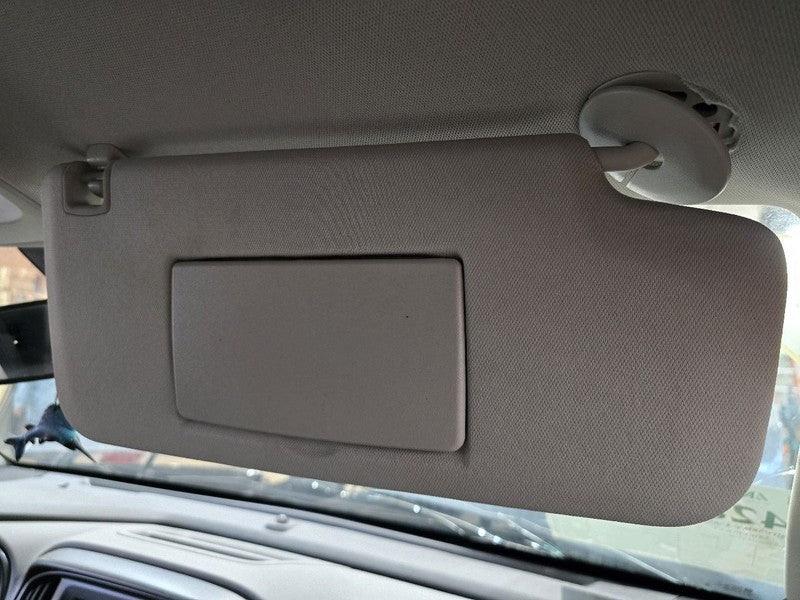 Passenger Right Sun Visor Without Illuminated Fits 17-22 CANYON 645641
