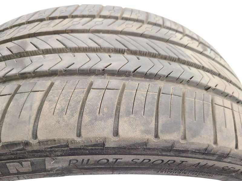 1 used Tire Michelin 285-32-20 ZR 7/32  665459