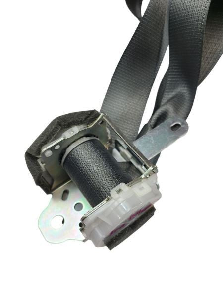 REAR HIGHLANDR 2015 3rd Row Passenger Side Retractor Seat Belt Rear 57