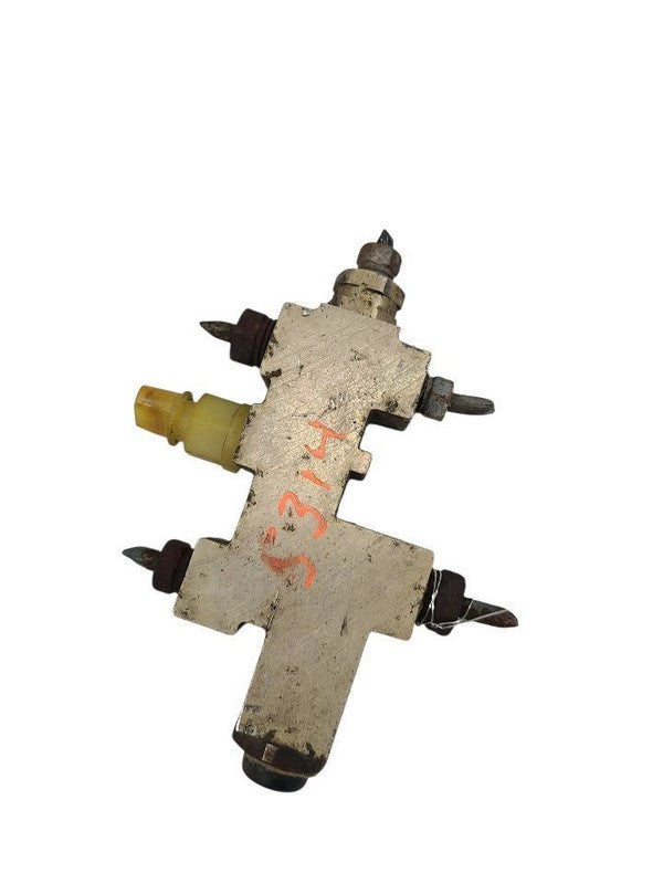 WRANGLER  1995 Brake Proportioning Valve 653072