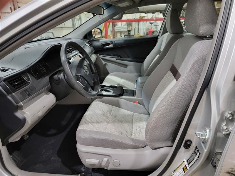 CAMRY     2012 Owners Manual 530335