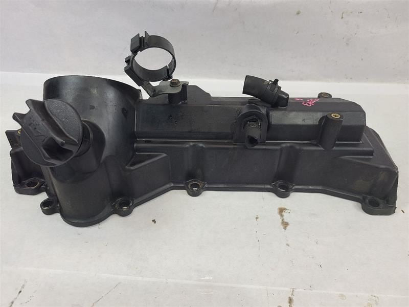 QX80      2014 Valve Cover 556919