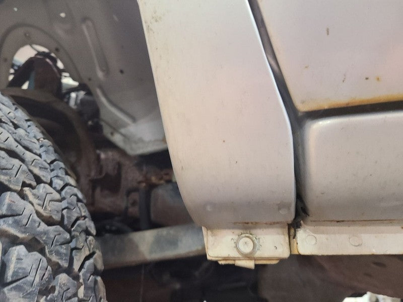 Driver Left Fender Front Fits 94-98 DODGE 1500 PICKUP 678799