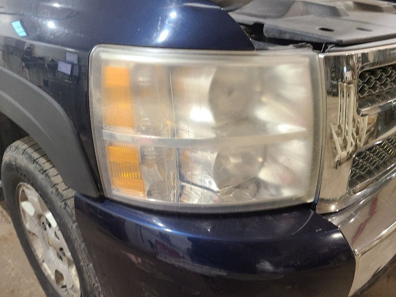 Passenger Right Headlight Fits 07-14 SILVERADO 2500 PICKUP 679181