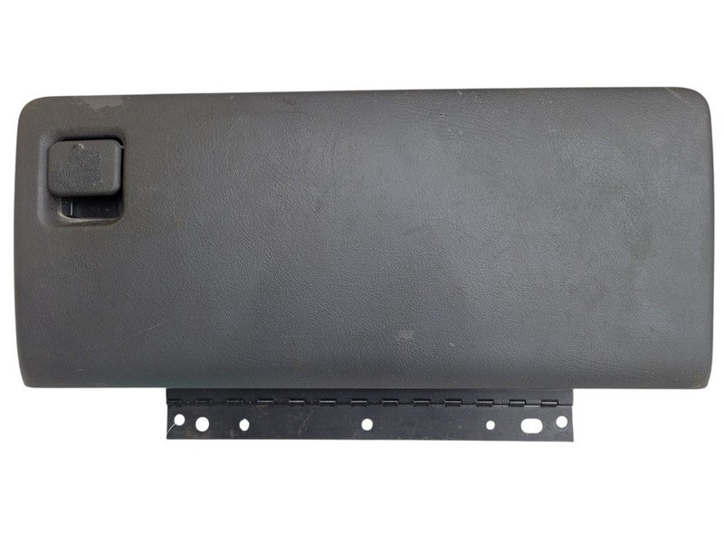 SILVRDO15 2004 Glove Box 672314