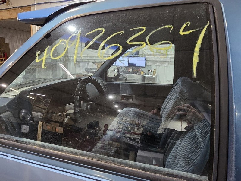 Driver Front Door Glass Fits 88-02 CHEVROLET 3500 PICKUP 612084