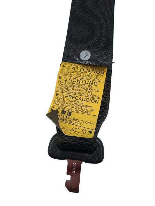 NX200T    2017 Seat Belt Rear 602128