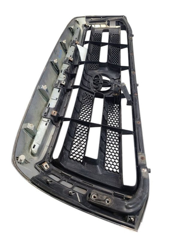 Grille Crew Cab 4 Door Base Chrome Black Insert Fits 10-13 TUNDRA 6613