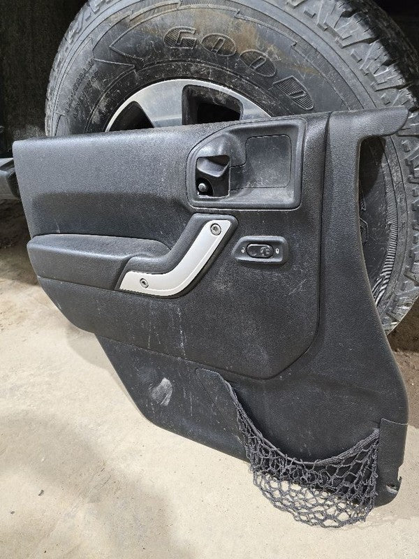 WRANGLER  2013 Front Door Trim Panel 621041