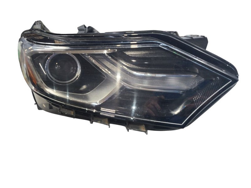Passenger Right Headlight HID Opt T4F Fits 18-21 EQUINOX 678237