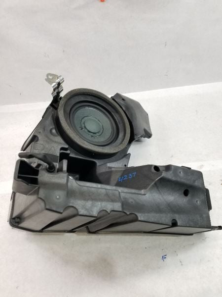 2013 CT200H  Amplifier Speakers    544564