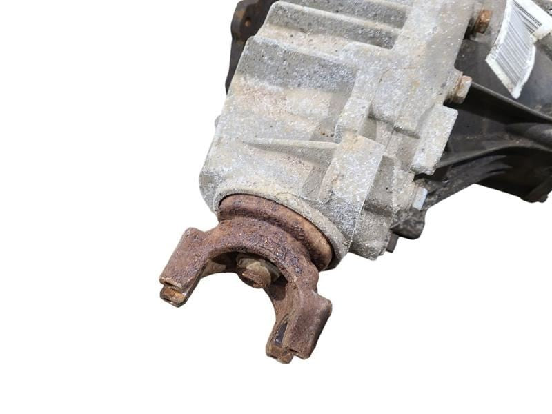 Carrier Front Axle Classic Style Opt GU6 Fits 05-07 SIERRA 1500 PICKUP