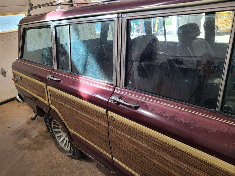 GRAND-WAG 1991 Dash Bezel 678990