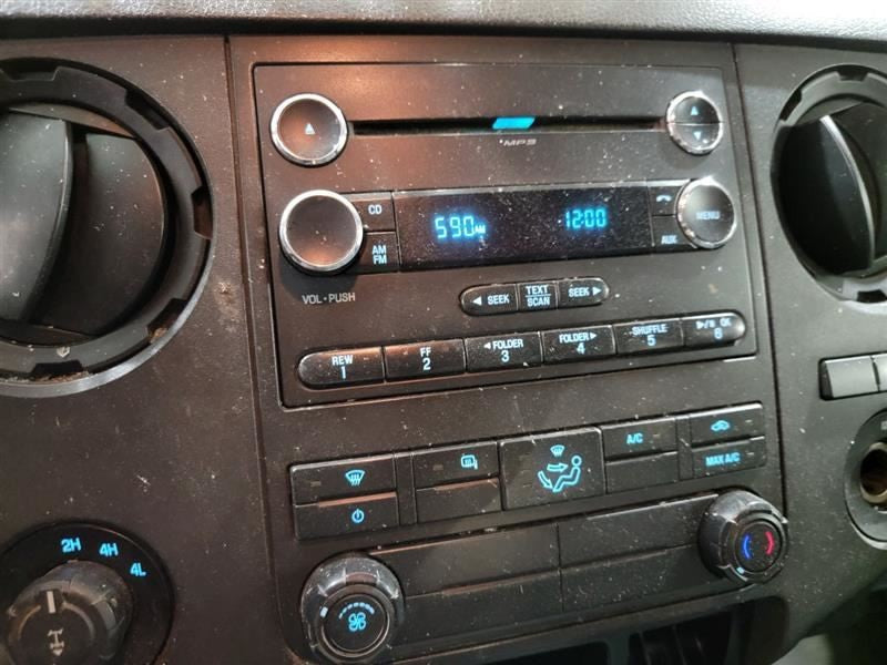 F250SD    2013 Owners Manual 538855