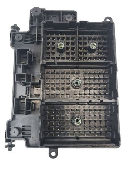 Fuse Box Engine Fits 00-02 SIERRA 1500 PICKUP 589917