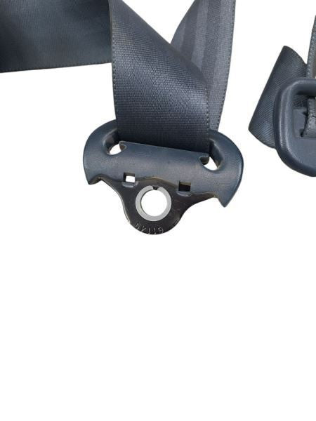 T100      1995 Seat Belt Rear 593147