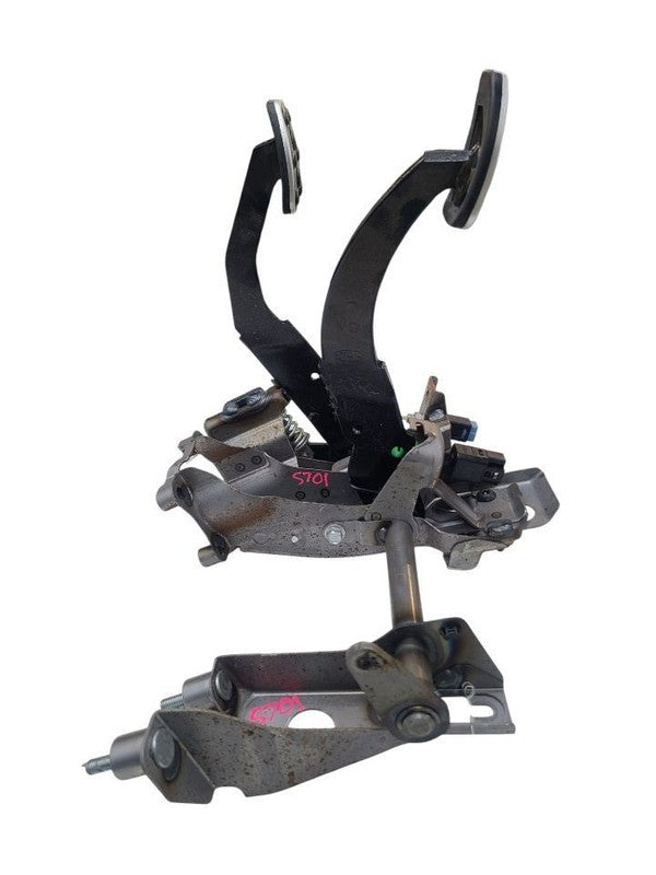 FR-S      2013 Pedal Brake/Clutch 678132