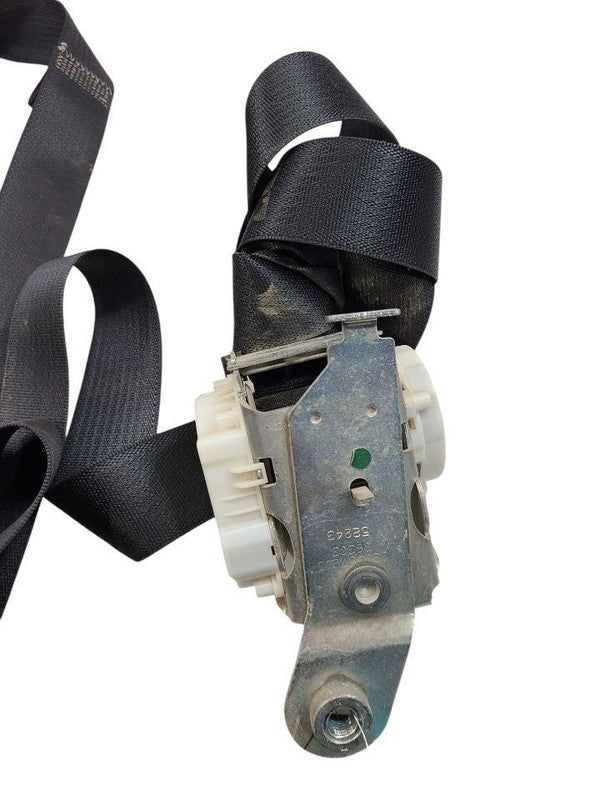 TOWN COUN 2016 Seat Belt Rear 621149