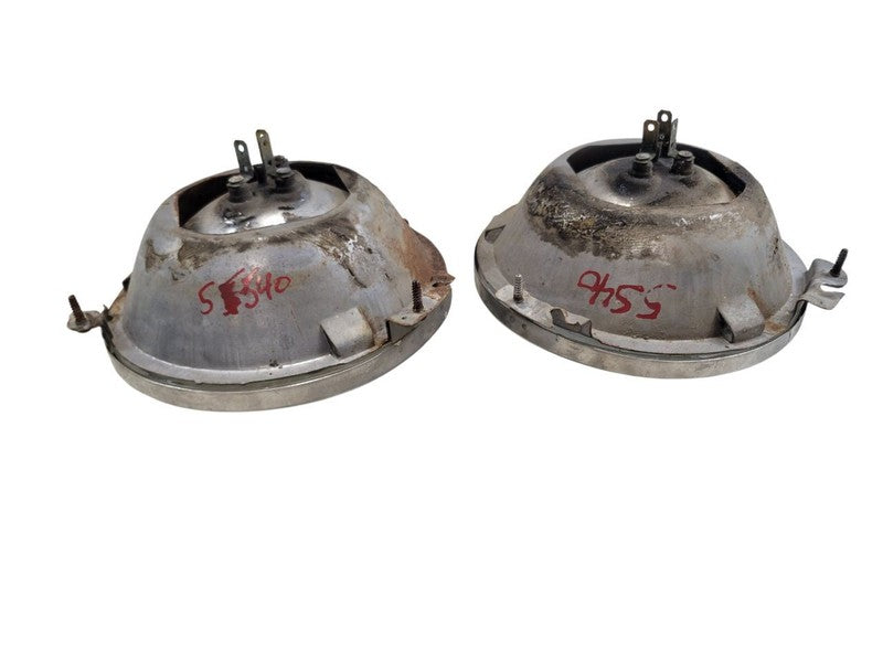 DART      1975 Headlight 672222