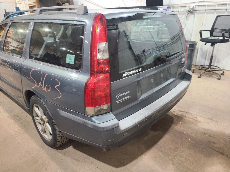Driver Sun Visor V70 Illuminated Fits 01-04 VOLVO 70 SERIES 649809