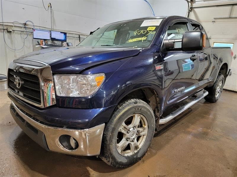 TUNDRA    2009 Owners Manual 501568