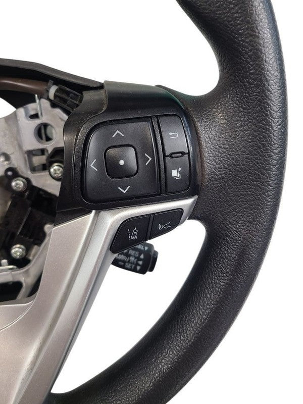 SIENNA    2019 Steering Wheel 670047