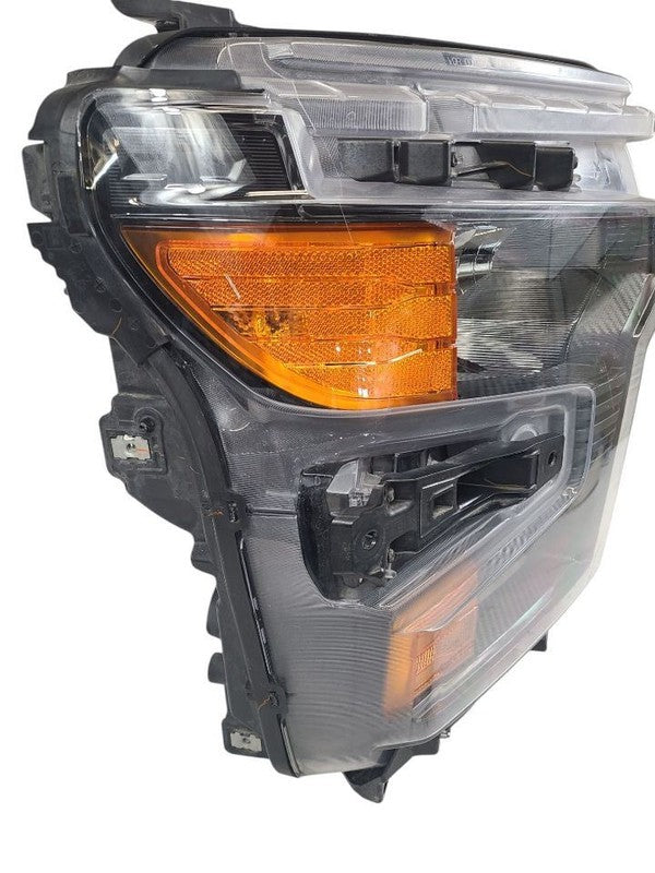 Passenger Headlight Halogen Fits 22-23 SILVERADO 1500 PICKUP 622379