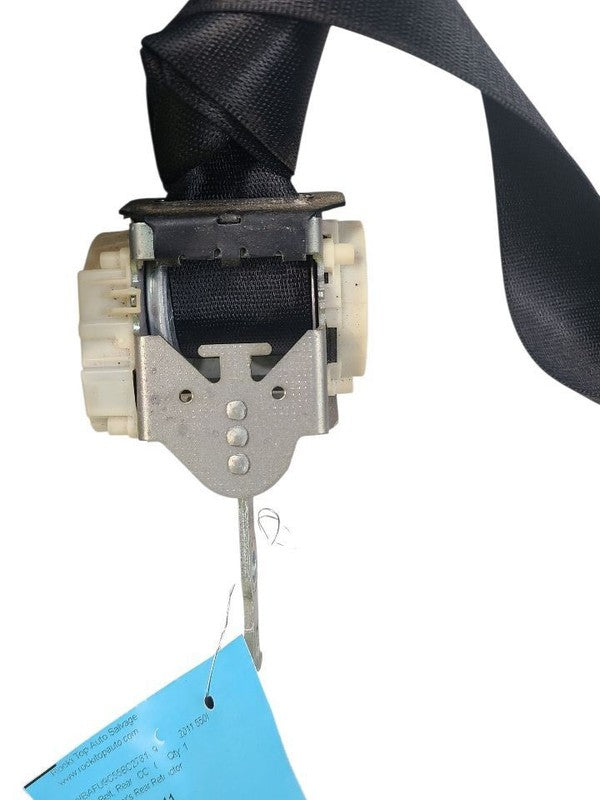 550I      2011 Seat Belt Rear 635638