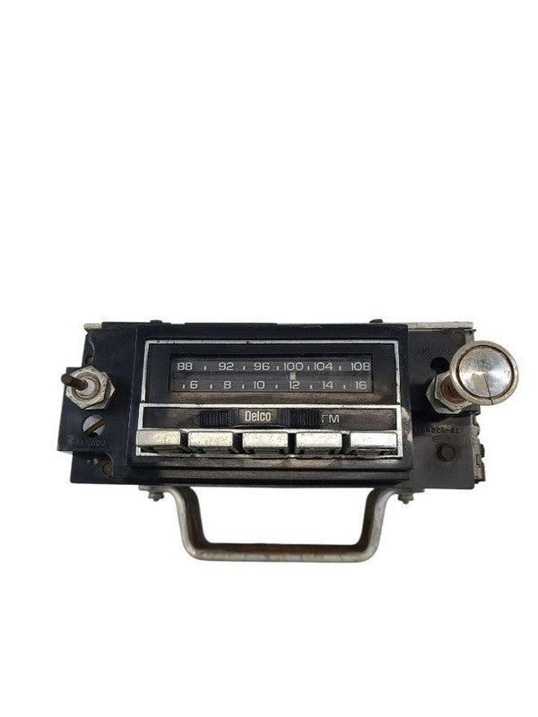 Audio Equipment Radio Fits 71-77 CHEVROLET VEGA 617204