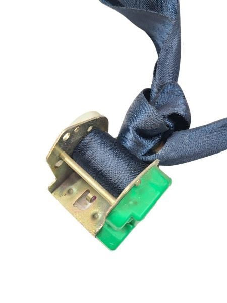 REAR BROUGHAM  1992 Driver's Side Retractor Seat Belt Rear 571623