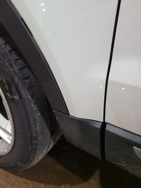 Driver Left Fender Without Automatic Park Fits 12-19 EVOQUE 660829
