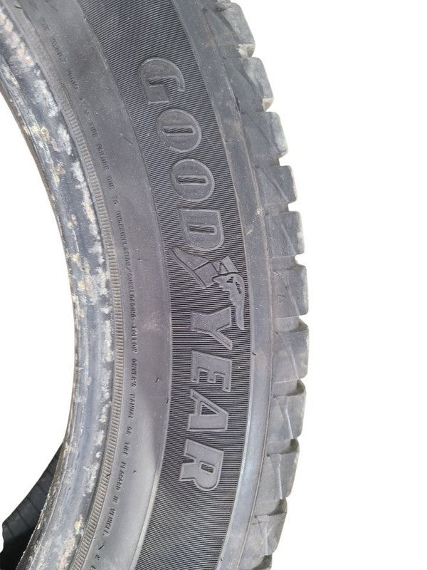 4 Used Tires   235-55-20  Good Year Assurance 8/32  663762