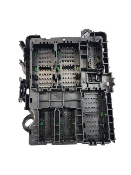 DENALI XL 2015 Fuse Box Cabin 584637
