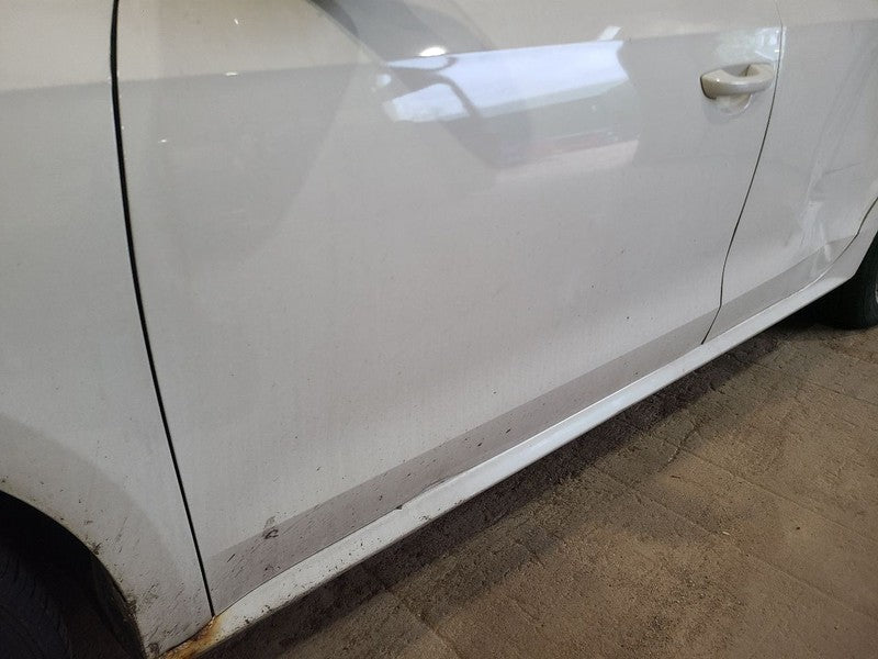 Driver Front Door Electric Without Memory Fits 13-15 PASSAT 666854