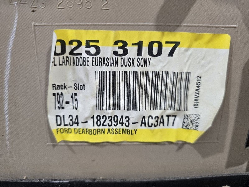 F150      2013 Front Door Trim Panel 639503