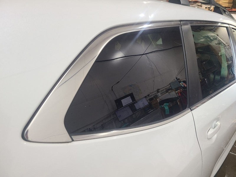 Passenger Quarter Glass Privacy Tint Chrome Moulding Fits 19-24 ASCENT