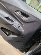 EQUINOX   2018 Door Trim Panel Rear 672410