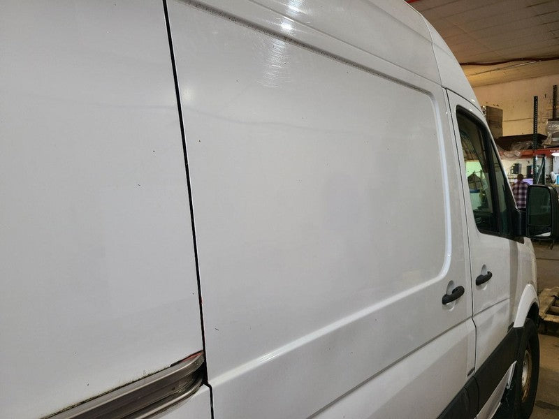 Passenger Rear Side Door Sliding Fits 10-18 MERCEDES SPRINTER 2500 673