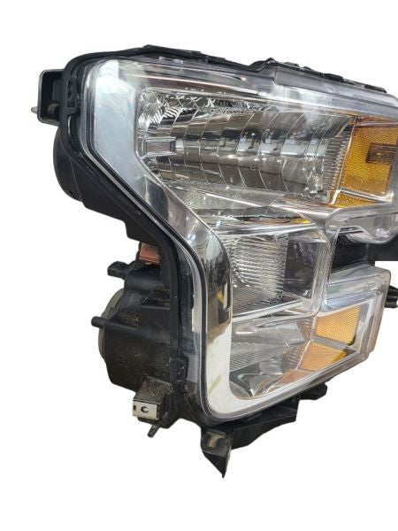 Passenger Headlight Halogen Fits 15-17 FORD F150 PICKUP 590844