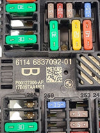 Fuse Box Engine Trunk Mounted Without Passive Entry Fits 17-20 BMW 530