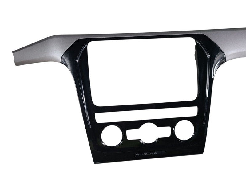 PASSAT    2022 Dash Bezel 648799