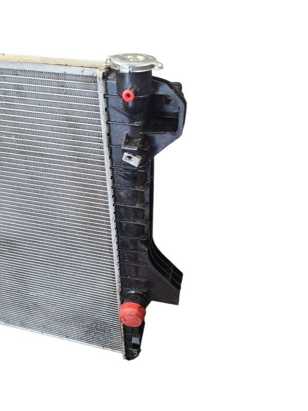 Radiator Fits 03-05 DODGE 2500 PICKUP 641785