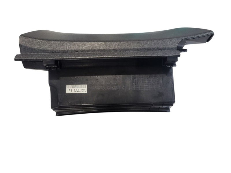 ROGUE     2018 Glove Box 668669