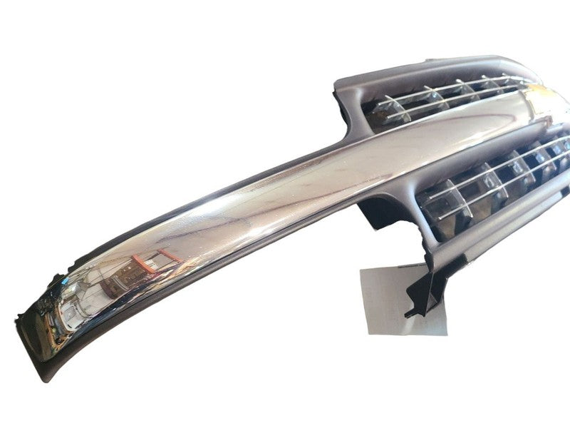 Grille Chrome Center Bar Fits 99-02 SILVERADO 1500 PICKUP 638780