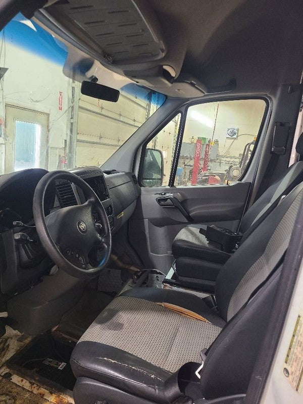 Passenger Right Fender Fits 07-09 SPRINTER 2500 651162