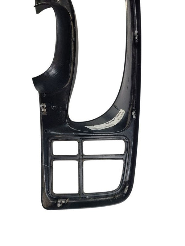 SILVRDO25 2004 Dash Bezel 633745