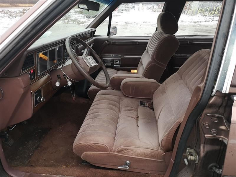 TOWN CAR  1988 Dash Bezel 282260