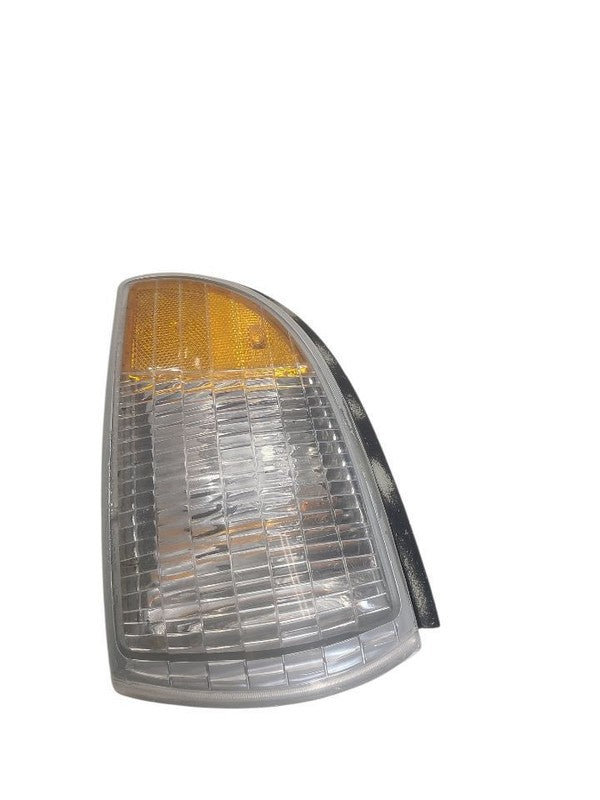 Passenger Corner/Park Light Side Marker Fits 91-96 CAPRICE 658376