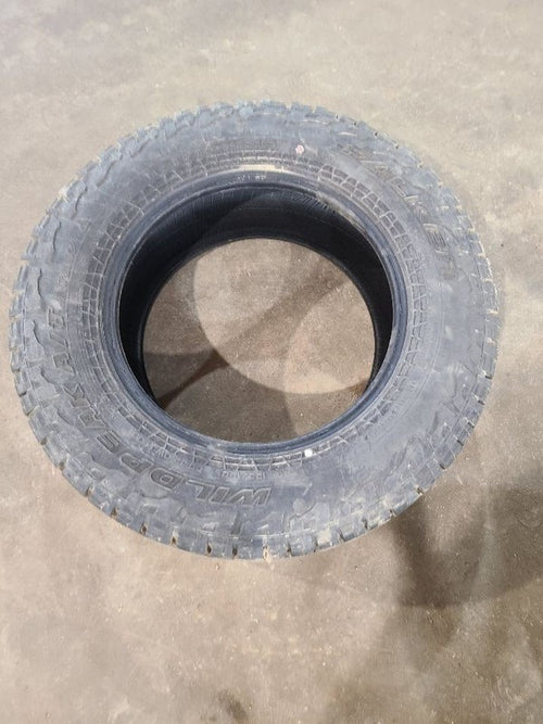 1 USED Tire   275-65-18 Falken  12/32 Tread   662528