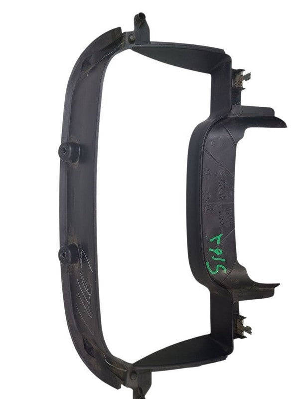 RAM3500   2004 Dash Bezel 640712